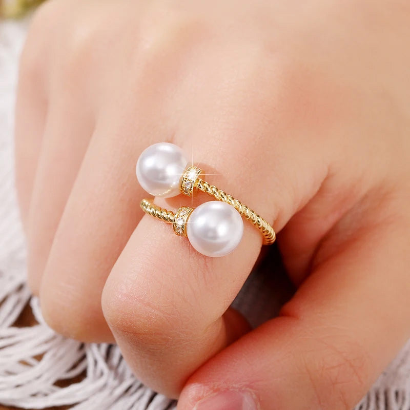 Harper Twist Ring