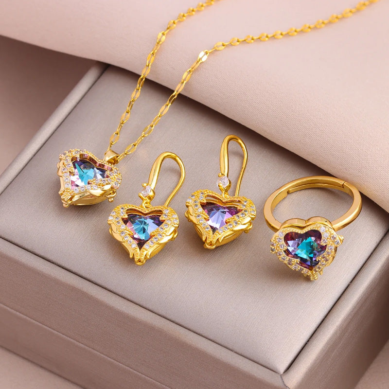 Amelia Heart Set