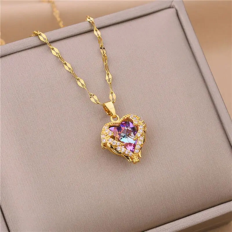 Amelia Heart Set