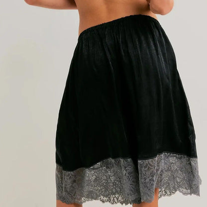 Chloe Lace Hem Lounge Shorts