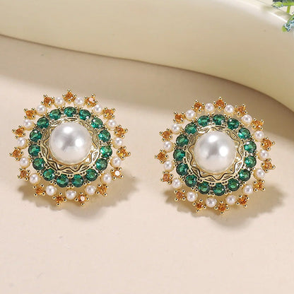 Dara Emerald Pearl Studs