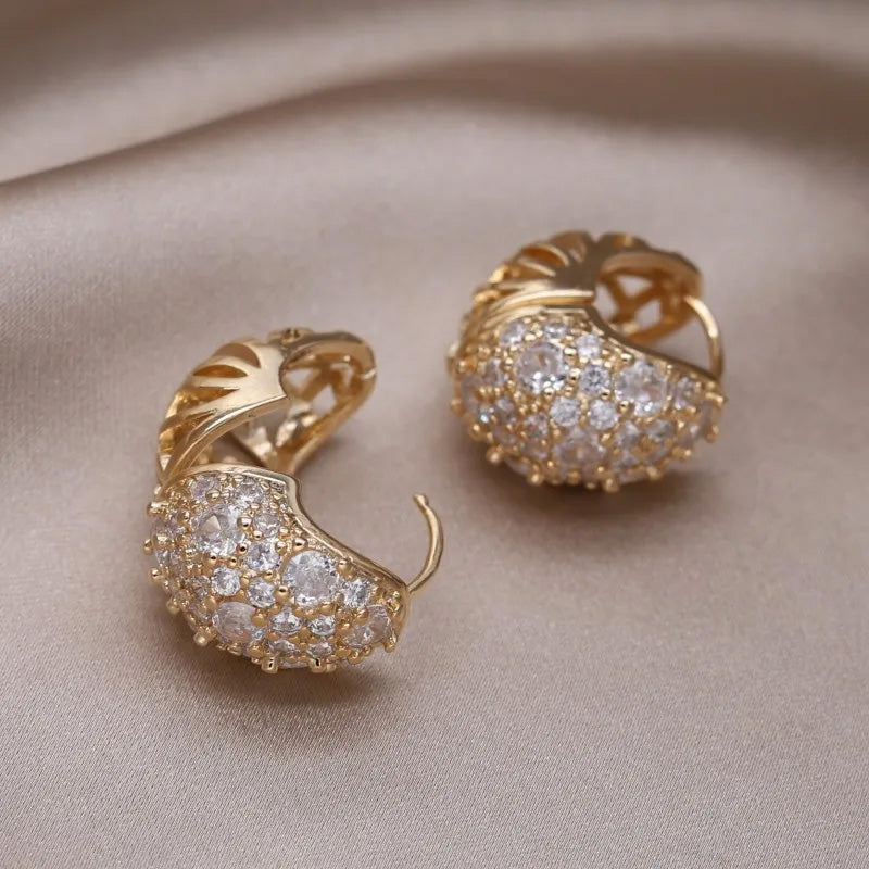 Charlotte Pavé Dome Hoops