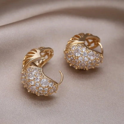 Charlotte Pavé Dome Hoops