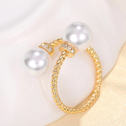 Harper Twist Ring