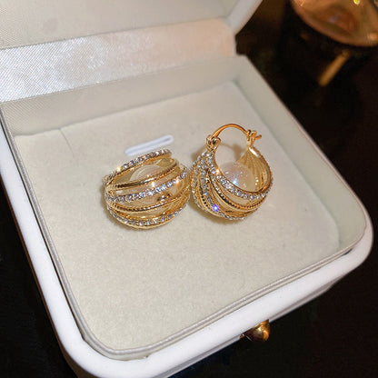 Luna Pearl Glow Earrings
