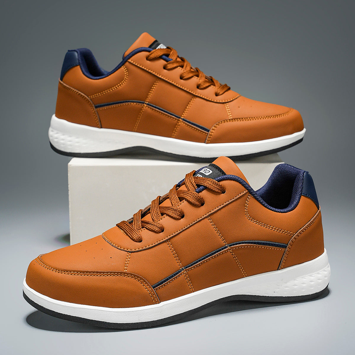 Arden Sneaker