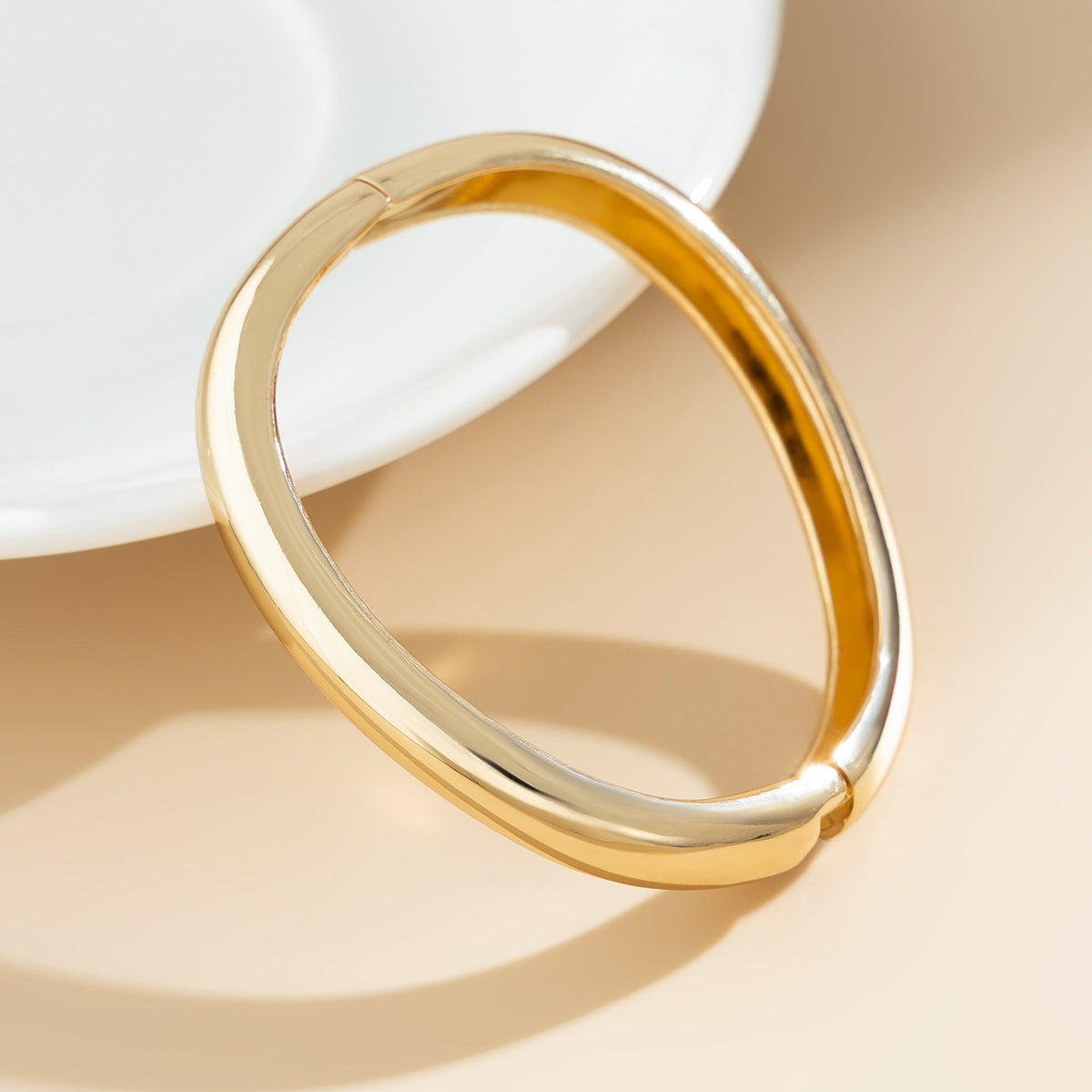 Cecilia Bangles