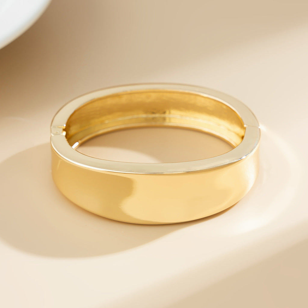 Cecilia Bangles