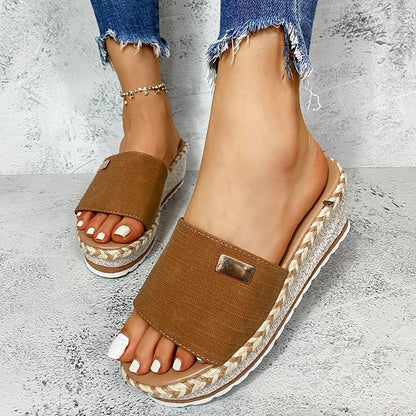Aurelia Wedge Slides