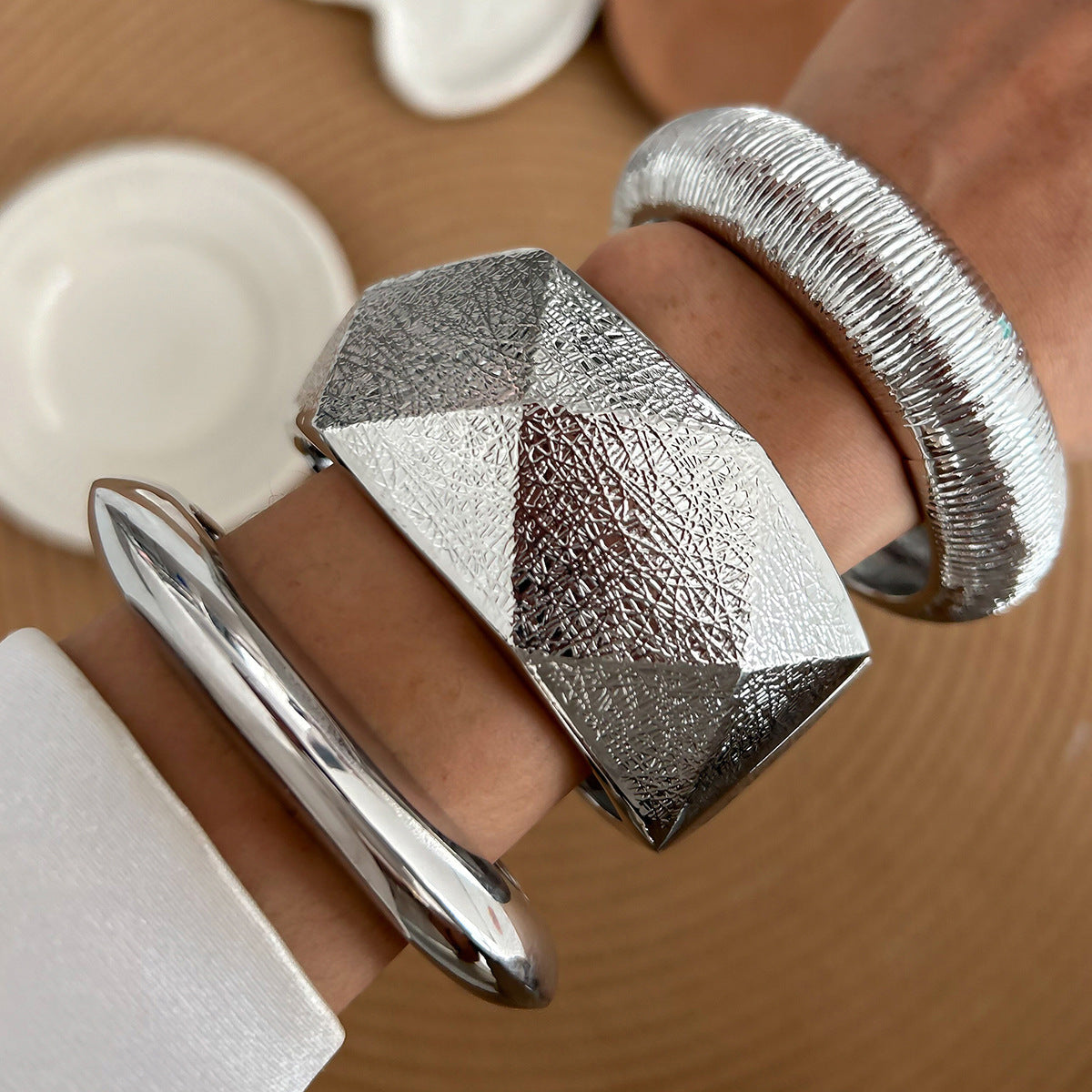 Velora Bangles